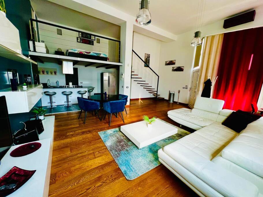 Moderno Loft Alle Porte Di Milano - 115Mq - 3 Posti Cormano Esterno foto